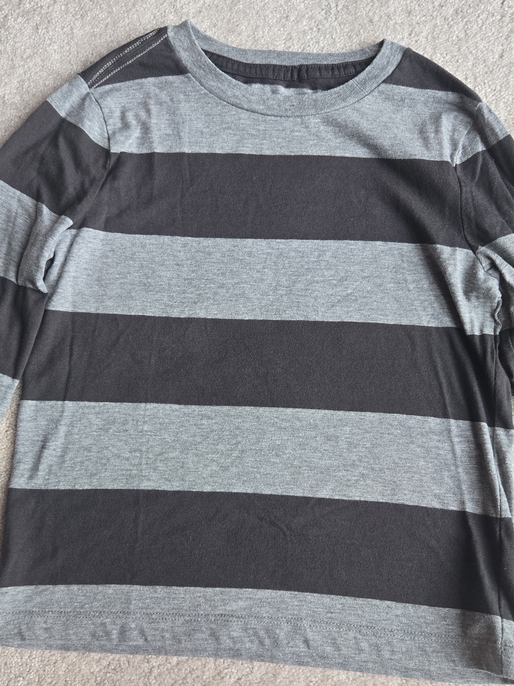 Old Navy Gray and Black Striped Long-Sleeve Tee